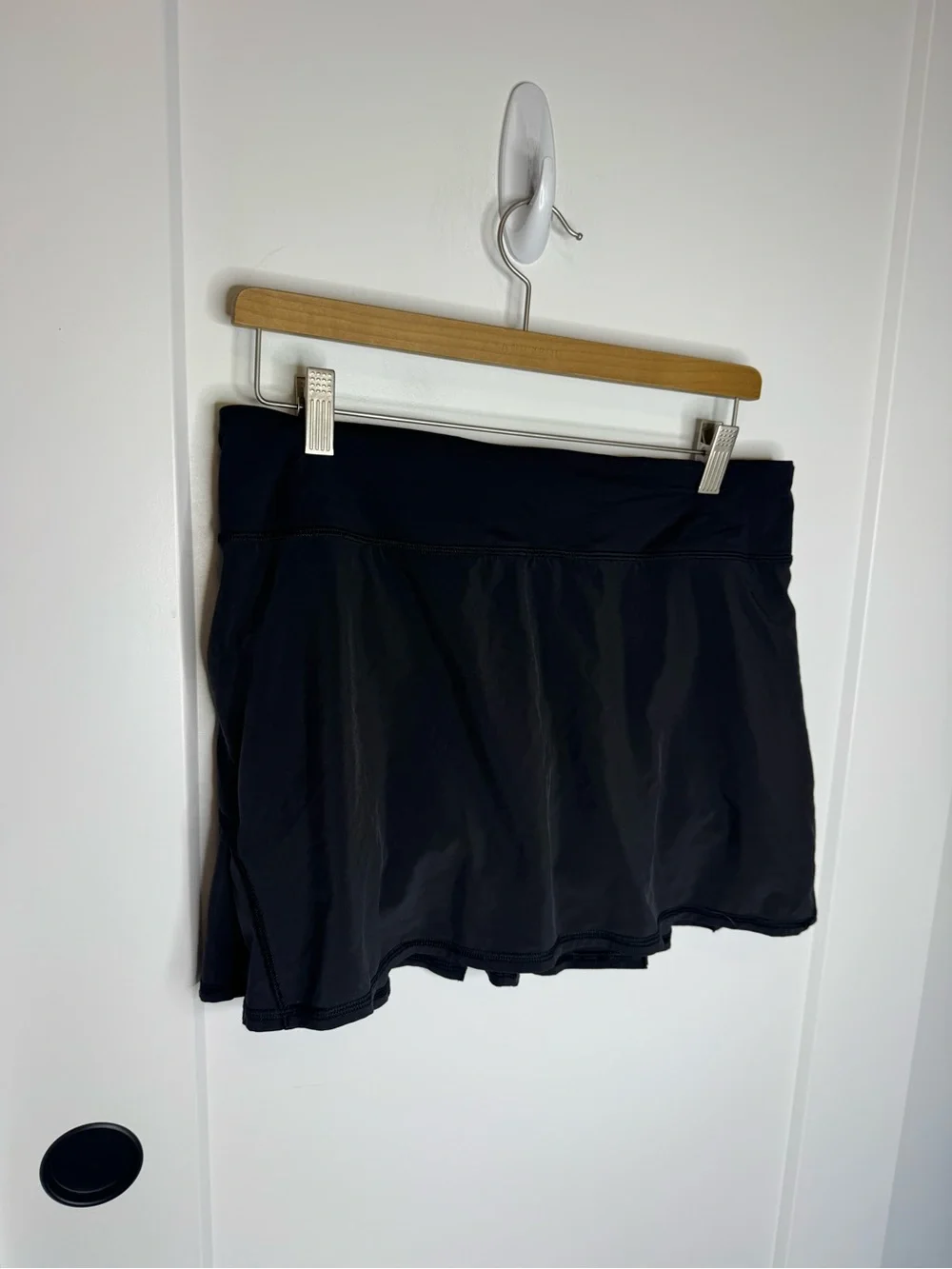 Lululemon Run Pace Setter Skirt Black Pleated Tennis Skort Mini Size 8